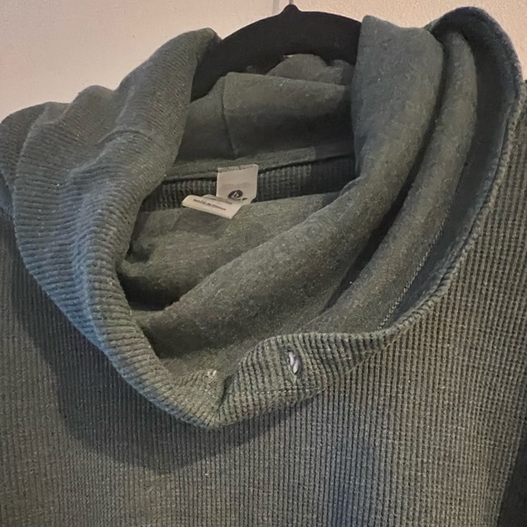 Mono B Gray Boxy Crop Cowl Neck Waffle Knit Pullover - Picture 4 of 8